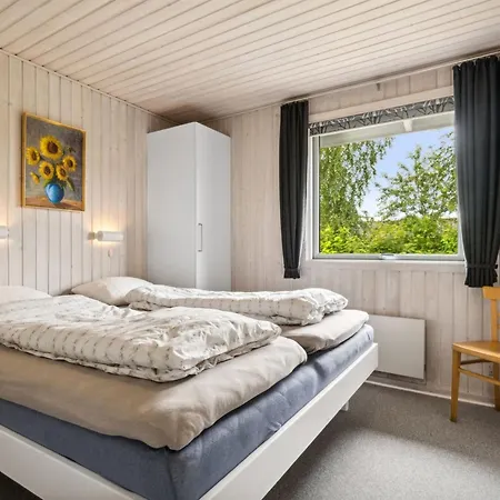 Holiday home Blomma - 300m From The Sea By Interhome