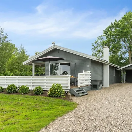 Dom wakacyjny Blomma - 300m From The Sea By Interhome