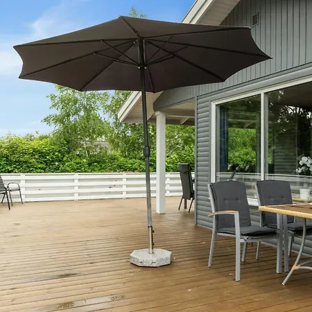 Casa de Férias Blomma - 300m From The Sea By Interhome