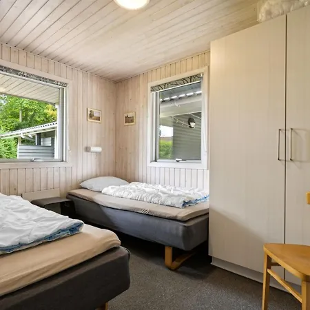 Dom wakacyjny Blomma - 300m From The Sea By Interhome