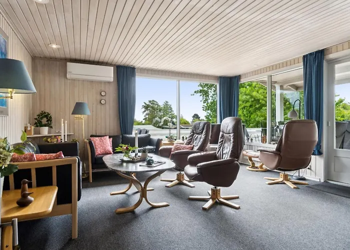 Holiday home Blomma - 300m From The Sea By Interhome Humble