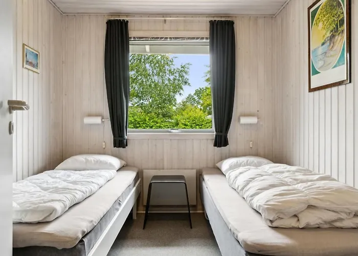 Blomma - 300m From The Sea By Interhome *