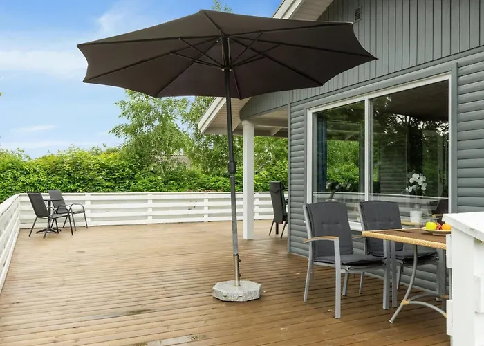 Holiday home Blomma - 300m From The Sea By Interhome