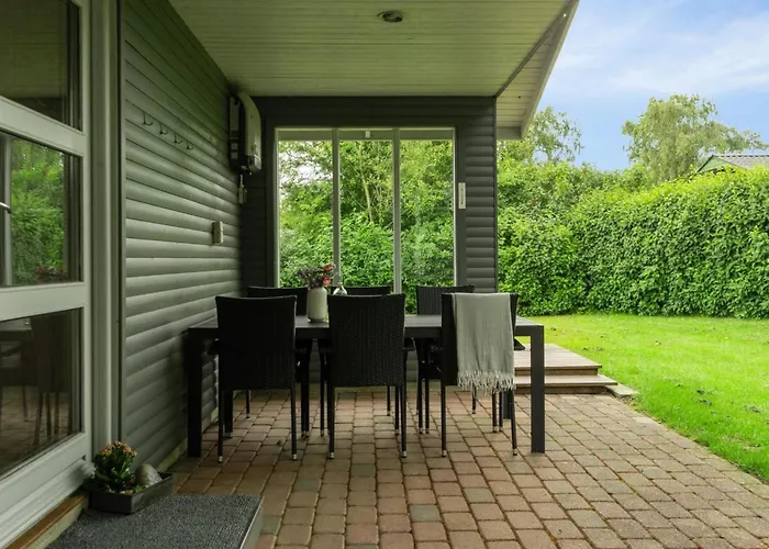 Holiday home Blomma - 300m From The Sea By Interhome